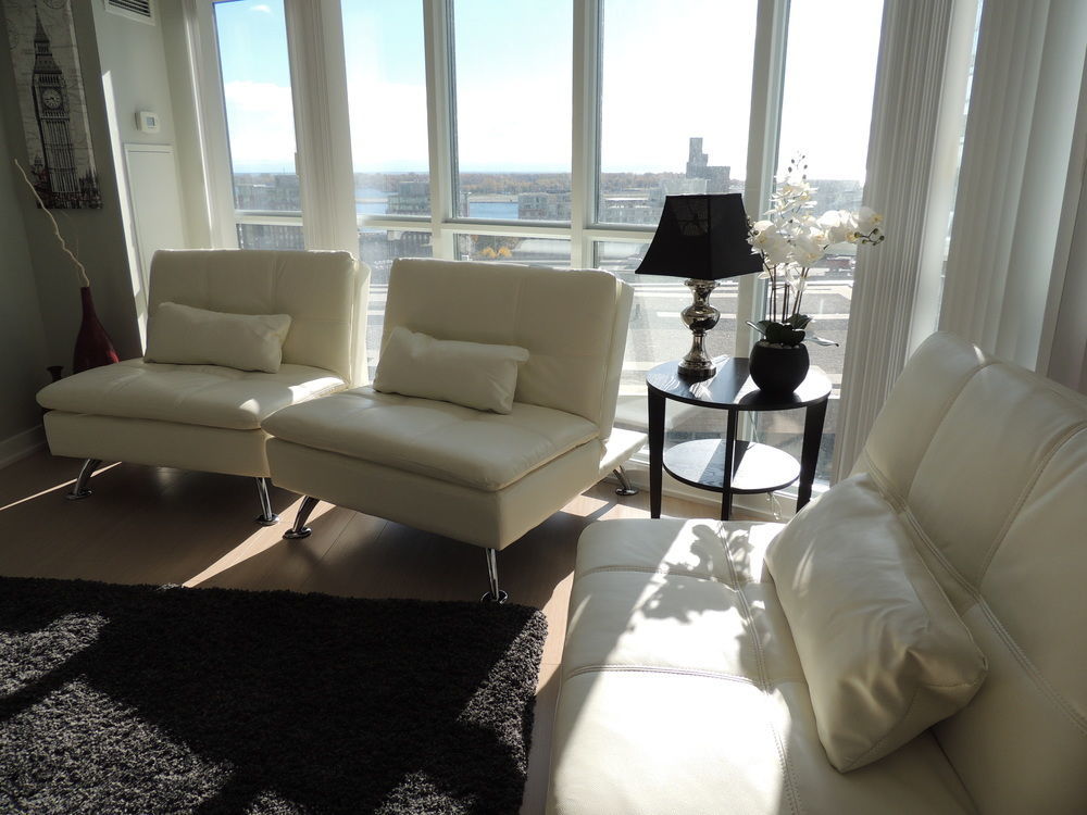 Tvhr - Luxury Condos In Heart Of Downtown Торонто Екстер'єр фото
